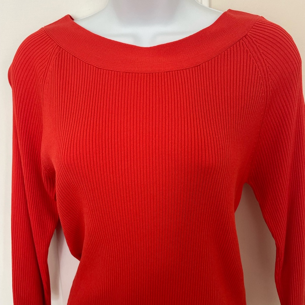 🥕Beautiful SML Top🥕 - Picture 3 of 5
